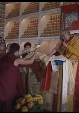 Visite du Dalaï-Lama à Montchardon en 1993